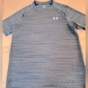 Blue/grey Men’s Small Under ArmourTee
